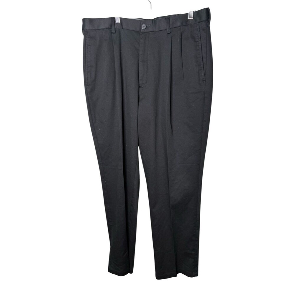 Haggar Black 36x32 Pleated Pants